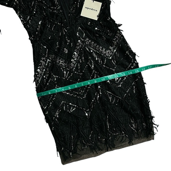 SUPERDOWN NWT Black Long Sleeve Nia Sequin Fringe Mini Dress XS - Picture 10 of 16
